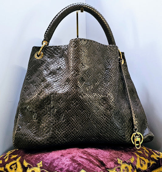Luxury Designer Handbags for Sale from Casa Bella, Hot Springs
