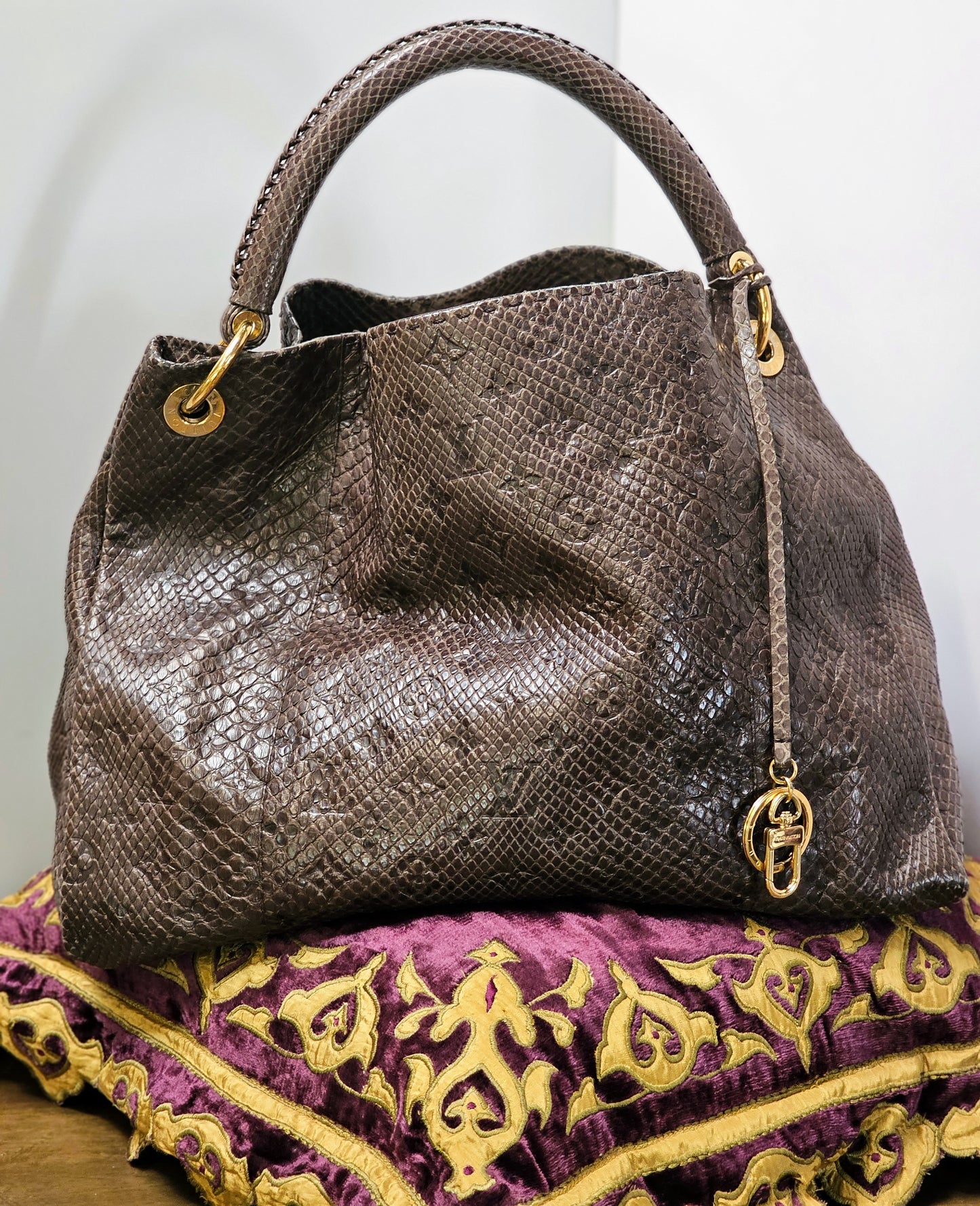 Luxury Designer Handbags for Sale from Casa Bella, Hot Springs